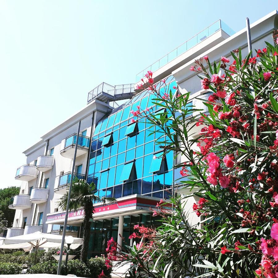 Residence Aries Чезенатико Экстерьер фото