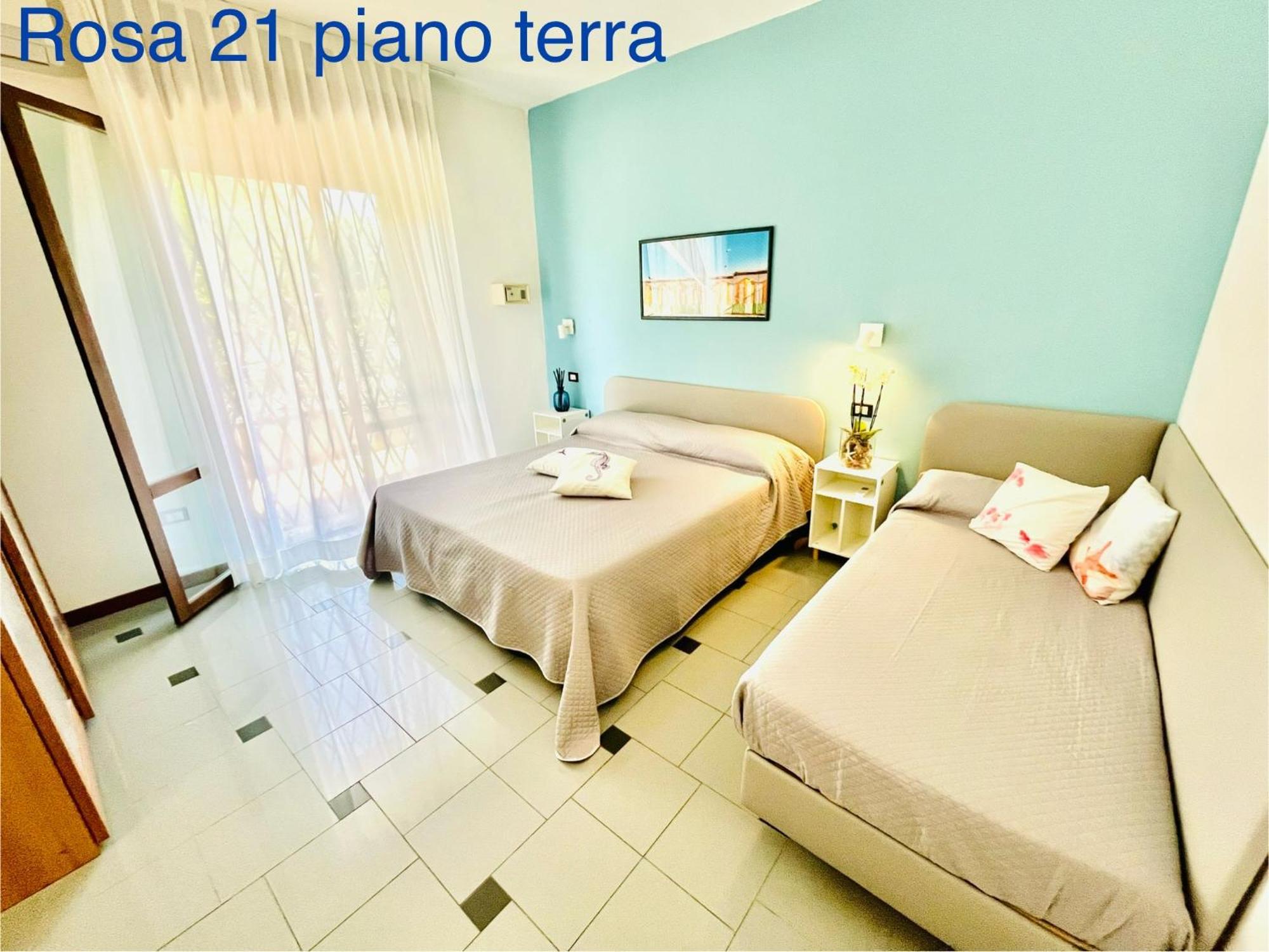 Residence Aries Чезенатико Экстерьер фото